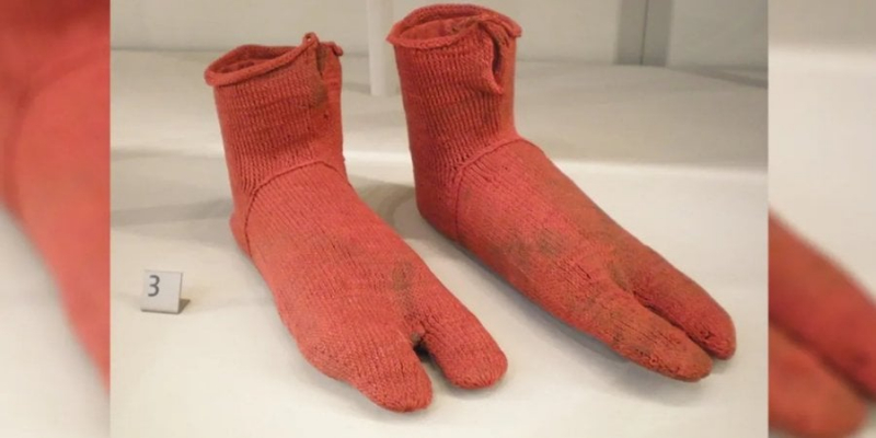 Креативний дизайн і небанальний колір. Археологи показали, які шкарпетки носили єгиптяни півтори тисячі років тому