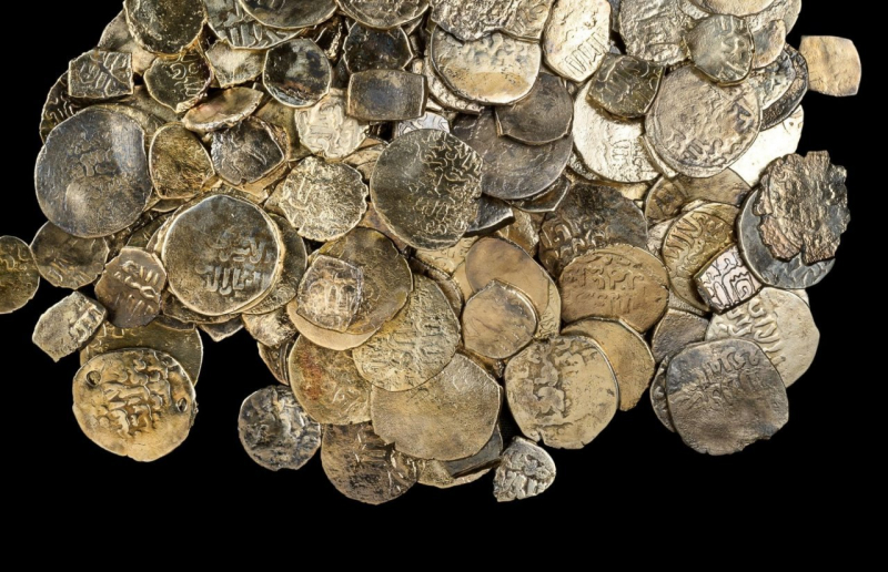 В Ізраїлі знайшли артефакти давньоримського періоду. Зокрема, унікальну золоту каблучку